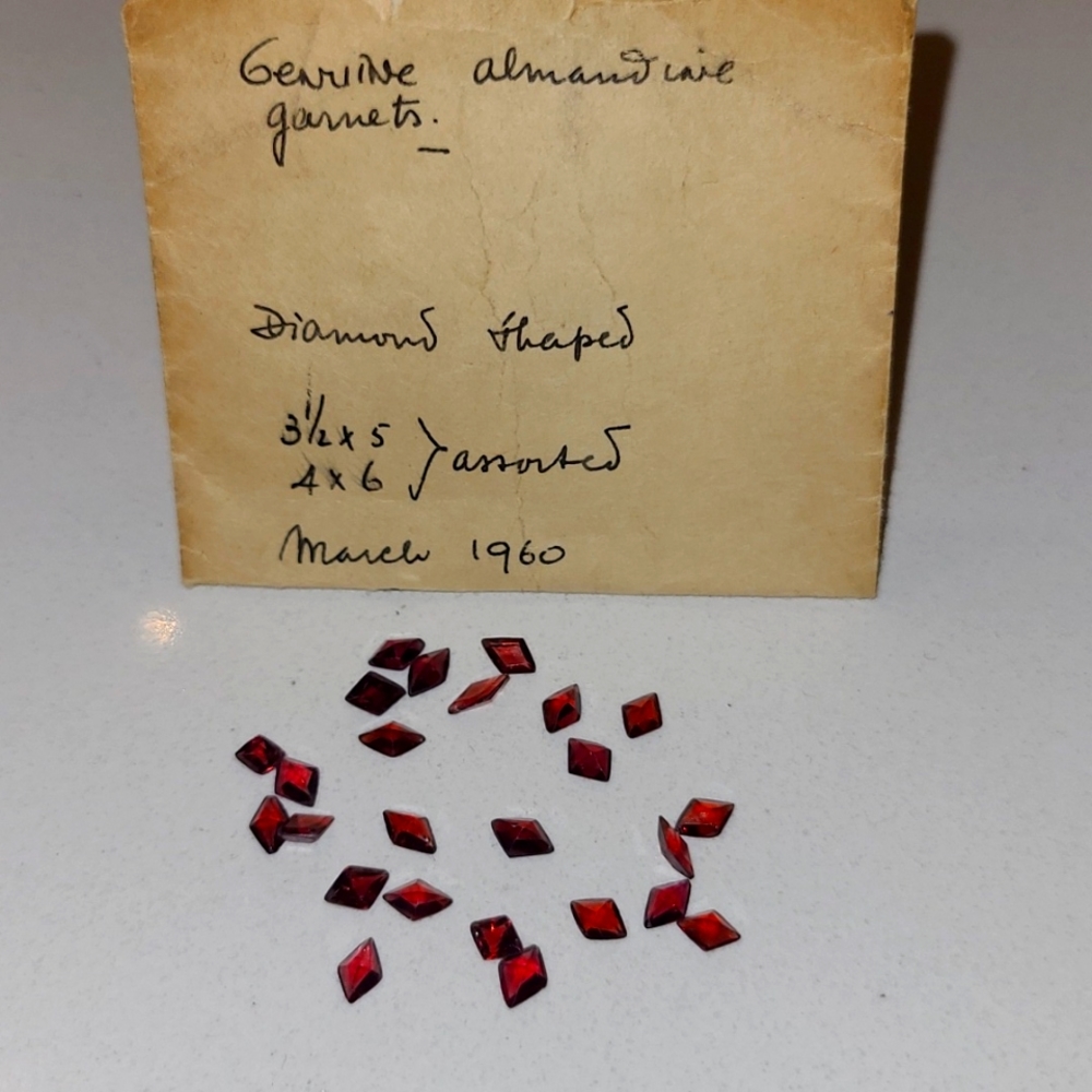 Almandine Garnet 3.5mm x 5mm
